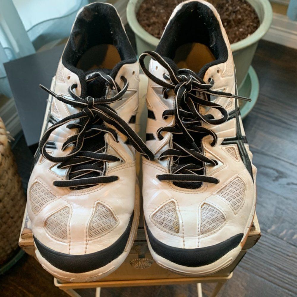 Asics Volleyball Shoes Womens - includes knee pads